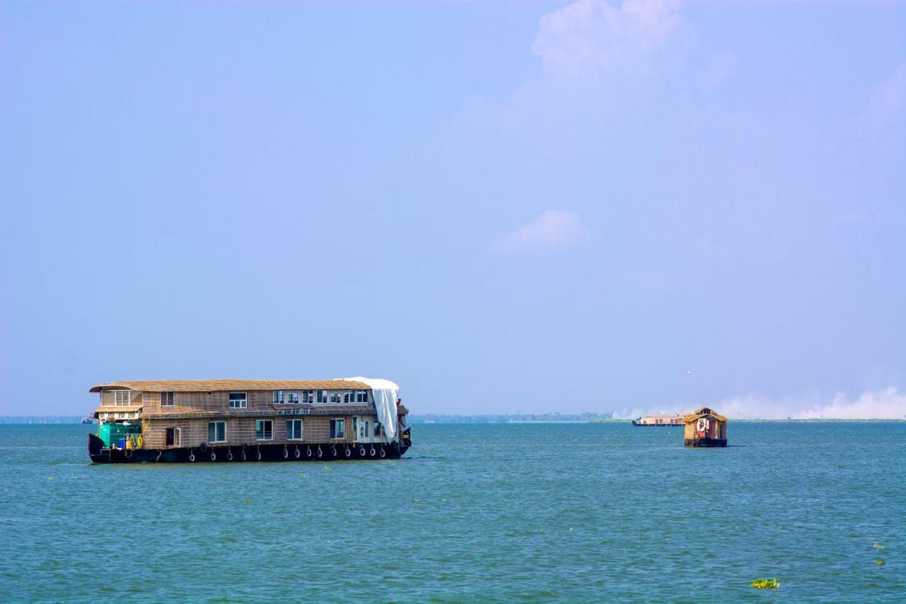 Marvel Cruise Ξενοδοχείο Alappuzha Εξωτερικό φωτογραφία