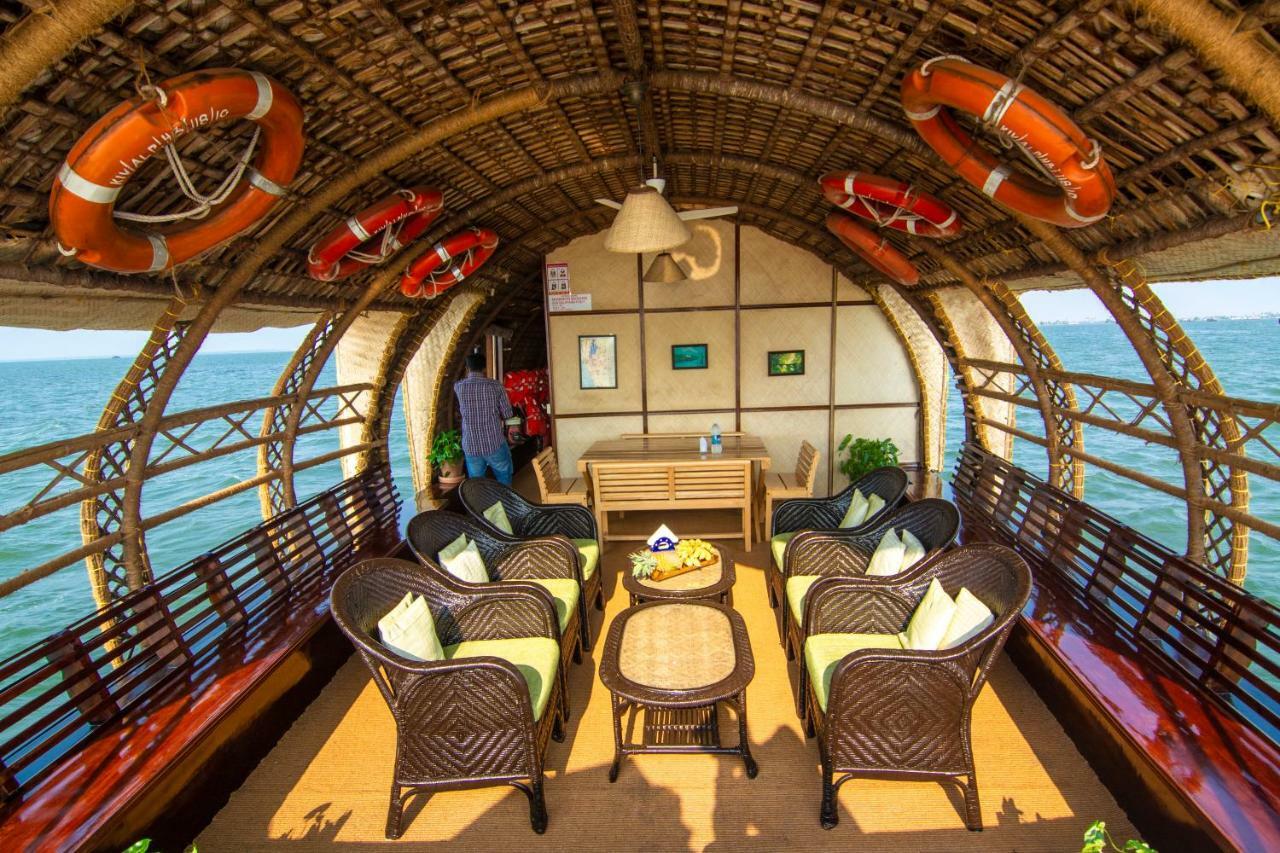 Marvel Cruise Ξενοδοχείο Alappuzha Εξωτερικό φωτογραφία